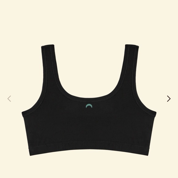 Hu-ha bras. Brand new, only tried on to realized they are to small. - Picture 4 of 6